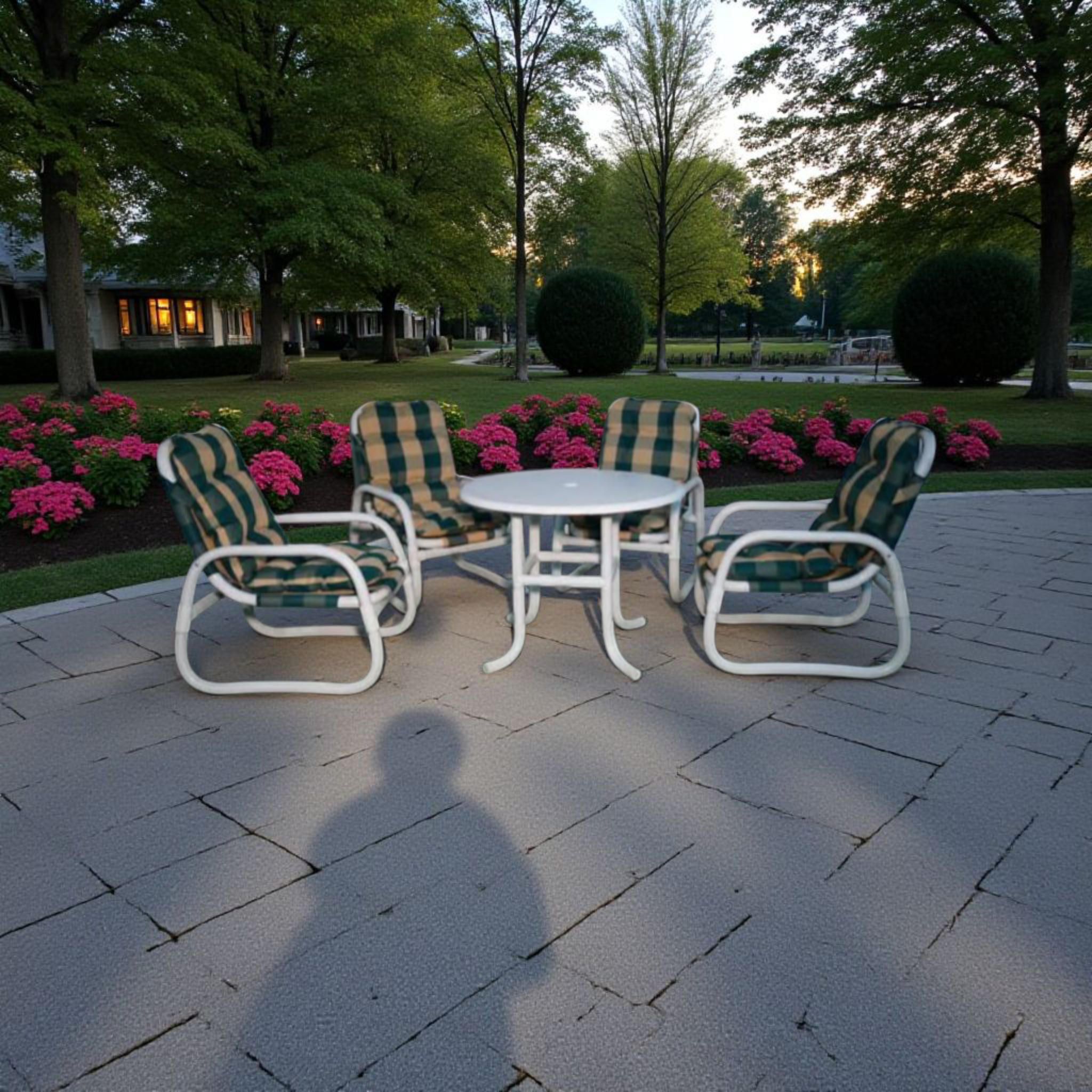 5Pcs Set Miami chair & table