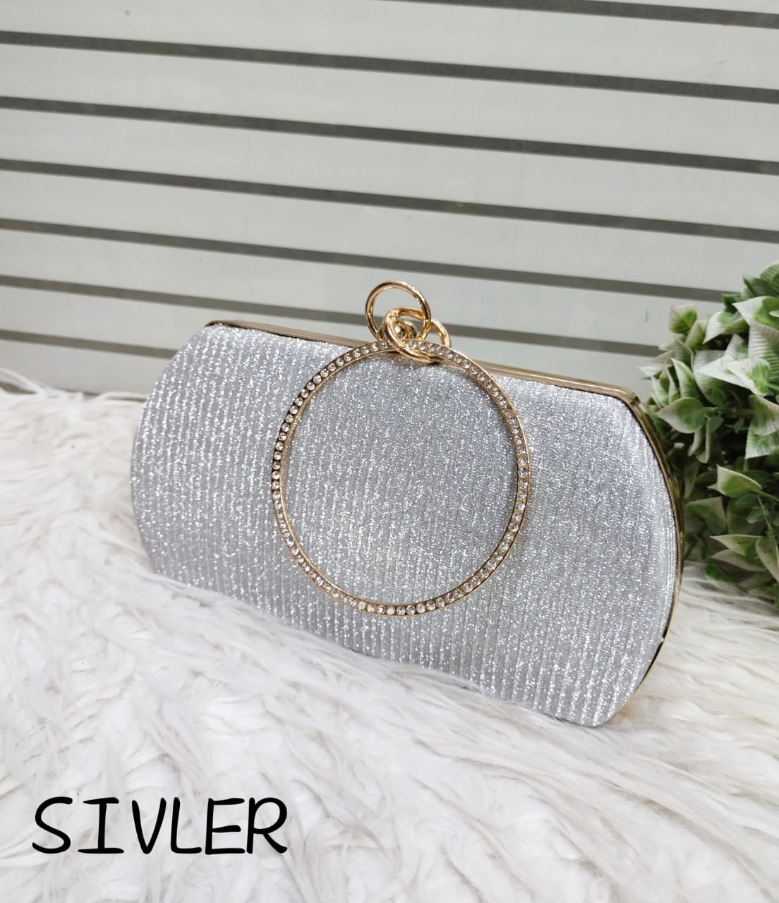 Stylish & Unique Hand clutch