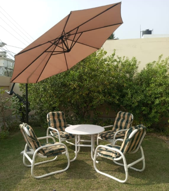 6pcs Set Miami chair & table with Side umbrella